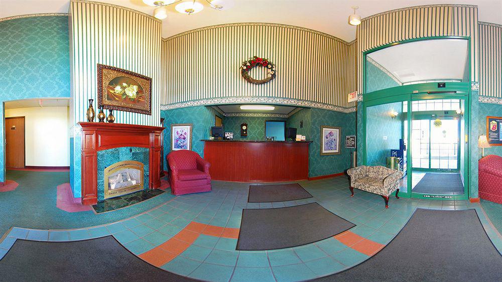 Super 8 by Wyndham Hudson Hotel Eksteriør billede